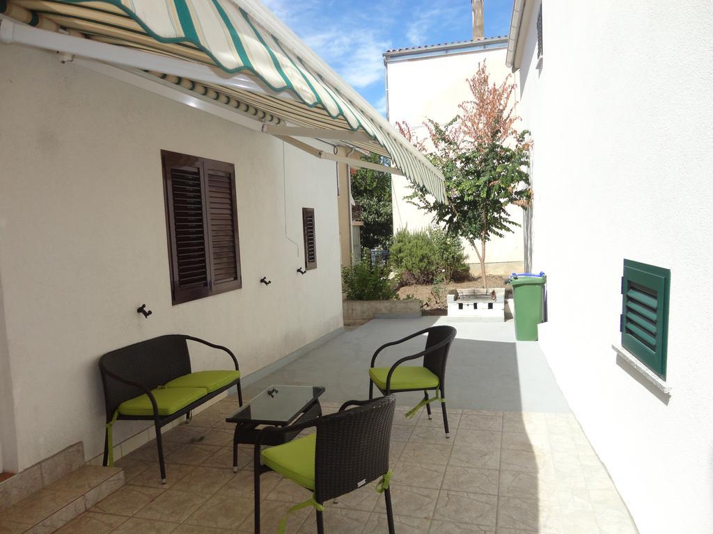 Apartment Ivana Biograd Na Moru Exterior photo